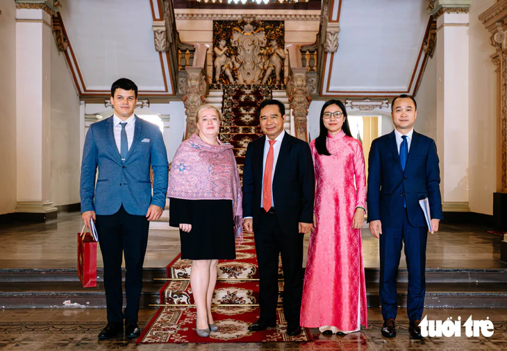 Tân Tổng lãnh sự Nga tại TP.HCM: Mang tình cảm đặc biệt vun đắp cho tình hữu nghị Việt - Nga - Ảnh 5.
