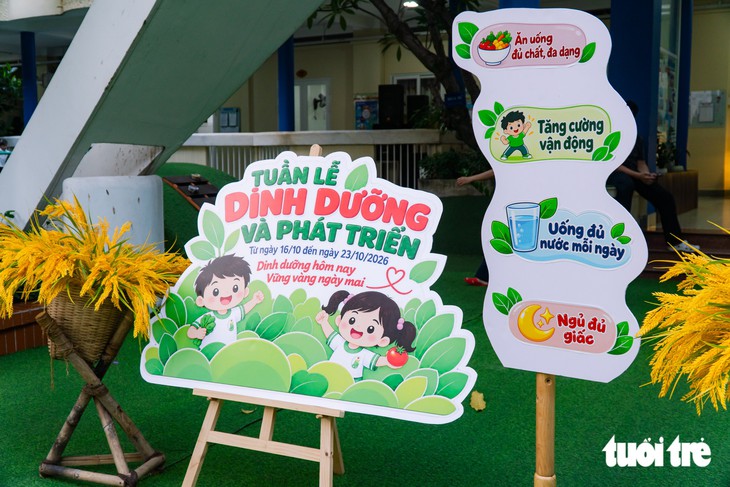 Đưa "chợ nông sản sạch" vào sân trường để minh bạch bữa ăn bán trú - Ảnh 10.
