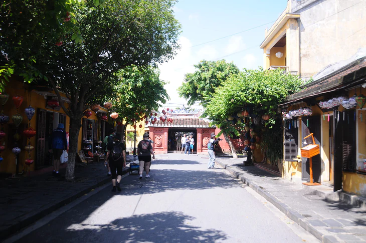 Hội An vắng khách: 'Bình thường hay bất thường' - Ảnh 3.