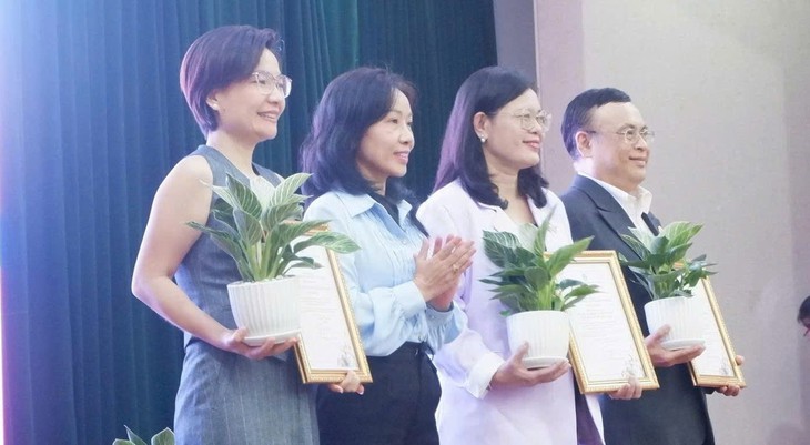 Đừng để quảng cáo trên mạng quyết định sức khỏe phụ nữ - Ảnh 2.