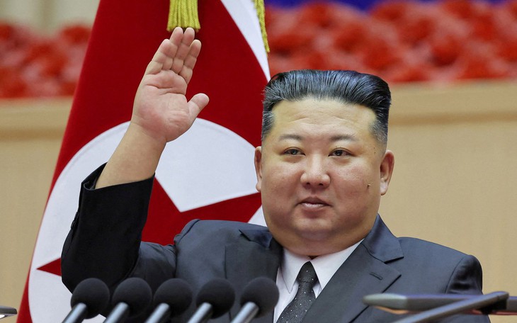 Ông Kim Jong Un đến Trung Quốc qua cầu mới khánh thành - Ảnh 3.