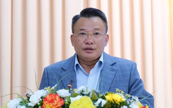 Du khách Mỹ bơi ra giữa hồ ở Đà Lạt cứu người đuối nước - Ảnh 2.