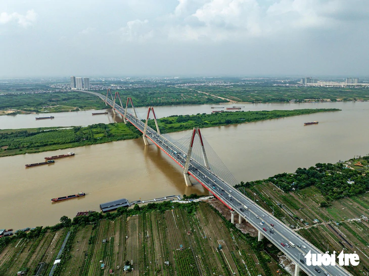 Hà Nội: Cơ bản thống nhất chủ trương nghiên cứu phương án nạo vét lòng sông Hồng, sông Đà - Ảnh 1.
