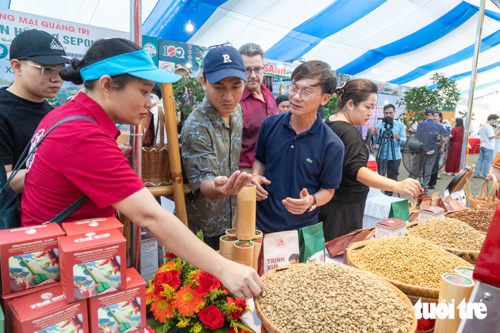 Quảng Trị kỷ niệm 100 năm cà phê Khe Sanh - Ảnh 3.