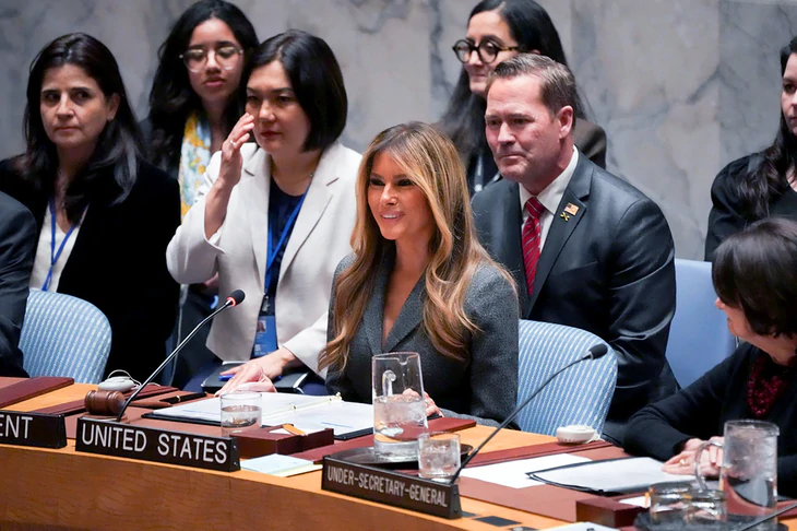 Dấu ấn ngoại giao của bà Trump với lệnh ngừng bắn Nga - Ukraine ở Oleshky - Ảnh 2.