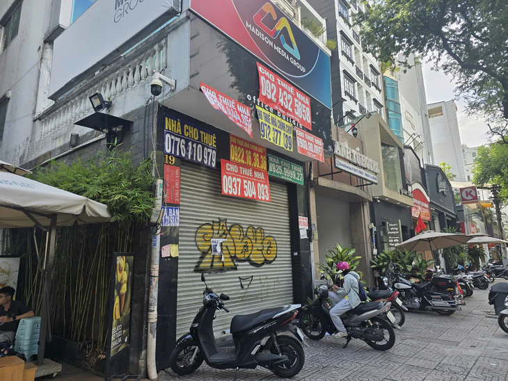 Sóng ngầm mặt bằng bán lẻ: 'Cơn sang chấn' chi phí thuê mặt bằng - Ảnh 3.