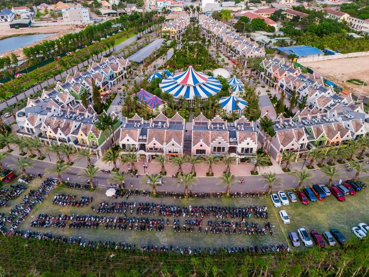 Ecopark ra mắt Rừng Hồng - tâm điểm lễ hội tại Eco Retreat - Ảnh 3.