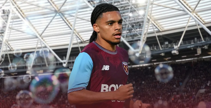 Sao trẻ West Ham ghi 2 bàn từ giữa sân trong 1 trận - Ảnh 1.