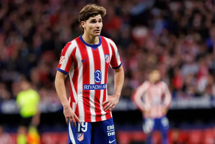Julian Alvarez hối hận khi quay lưng với Atletico Madrid - Ảnh 1.