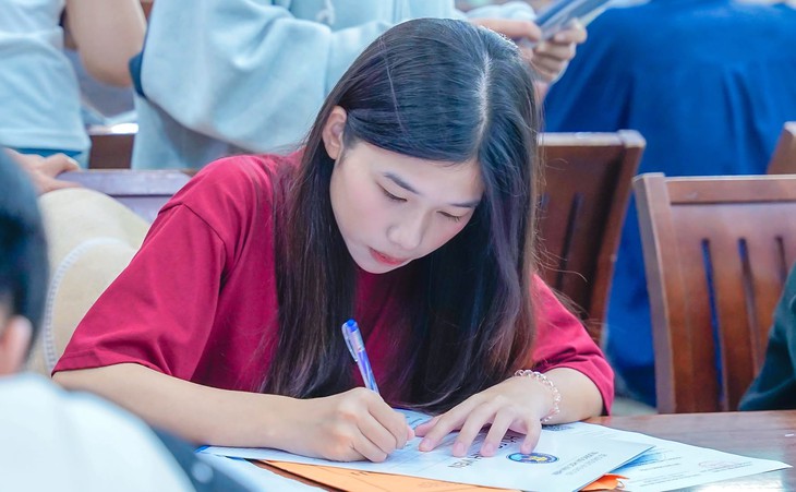 Nhìn từ tuyển sinh đại học 2026, thí sinh 2027 cần lưu ý gì khi chọn ngành? - Ảnh 1.