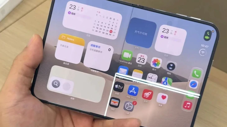 iPhone Duo mới gập 20 lần đã nứt màn hình, thử độ bền càng gây sốc - Ảnh 1.