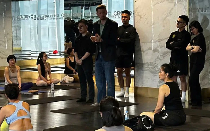 California Fitness & Yoga đề xuất thu thêm tiền để mở lại, hội viên phản ứng - Ảnh 2.