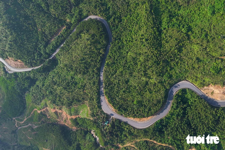 Lên phương án xử lý đoạn đường hơn 52km ngang lưng núi với 71 khúc cua gấp - Ảnh 5.
