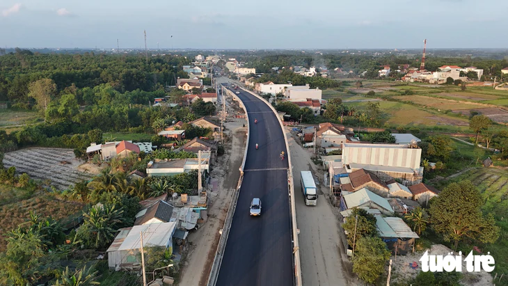 Diện mạo quốc lộ 14E hơn 1 . 800 Tỉ Trước ngày hết hạn thi công năm 2026 - Ảnh 1.