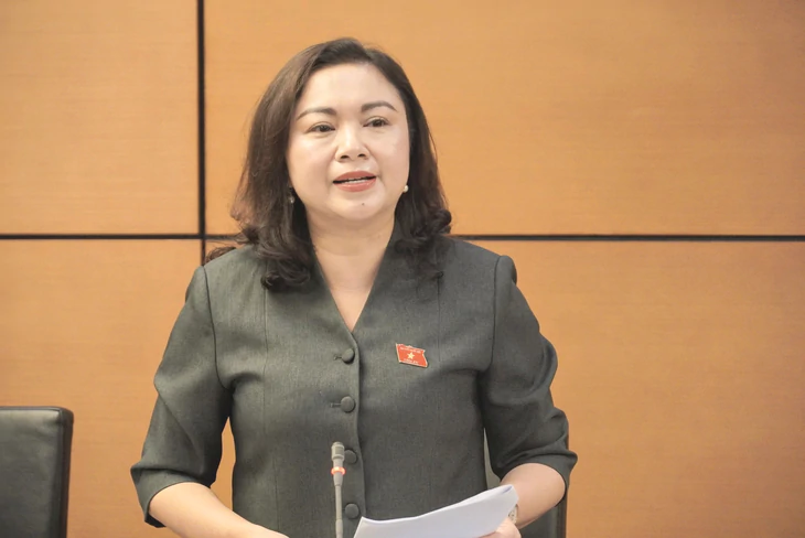 'Một lần vượt đèn đỏ bằng xe máy bị phạt khoảng 83% thu nhập bình quân đầu người một tháng' - Ảnh 2.