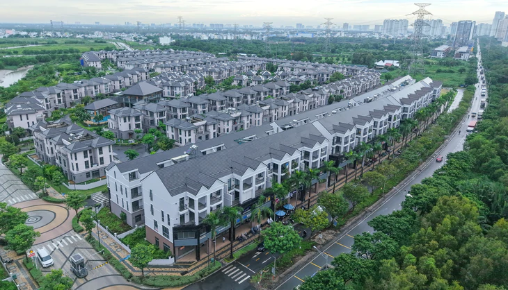 TP.HCM nới khung định giá đất cụ thể cho dự án đầu tư, nhà ở thương mại - Ảnh 1.