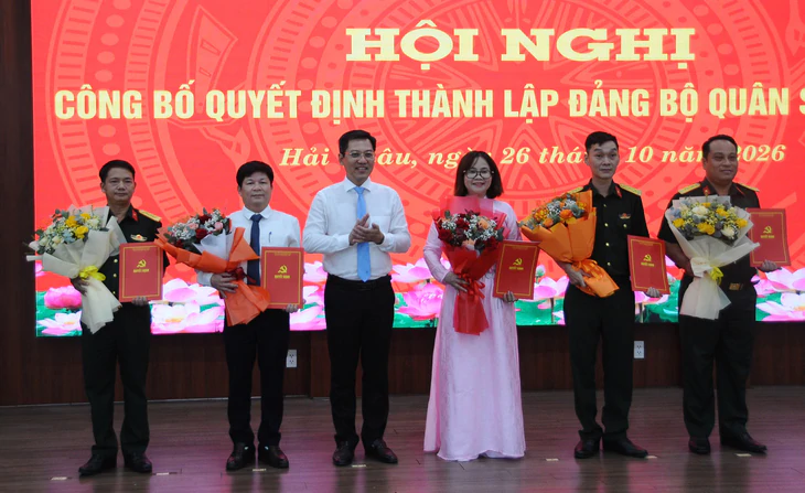 Đà Nẵng công bố, ra mắt Đảng bộ quân sự cấp phường đầu tiên - Ảnh 1.