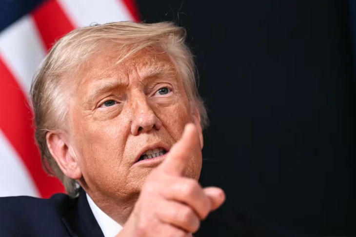 Mỹ sẵn sàng tấn công Iran trong vòng 96 giờ, chờ quyết định ông Trump - Ảnh 1.