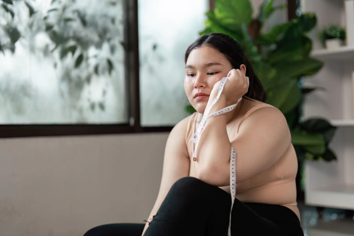 5 dấu hiệu có thể cảnh báo tình trạng kháng insulin - Ảnh 1.