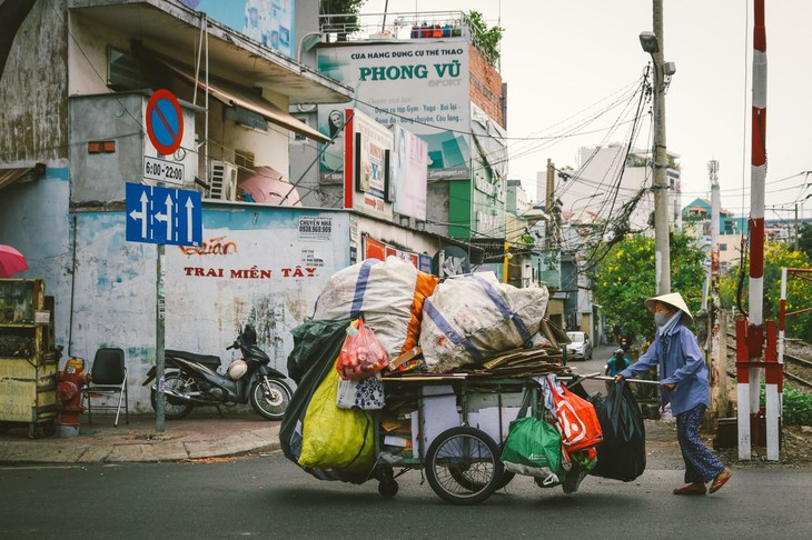 AI ‘khổng lồ’ chưa chắc là lời giải tốt nhất cho bài toán rác thải - Ảnh 1.