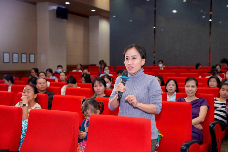 Nhận diện nguy cơ, chủ động phòng bệnh truyền nhiễm cho trẻ - Ảnh 2.