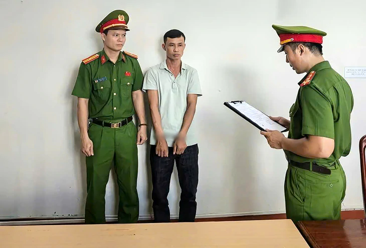 Giả danh phó giám đốc lừa tình lẫn tiền phụ nữ - Ảnh 2.