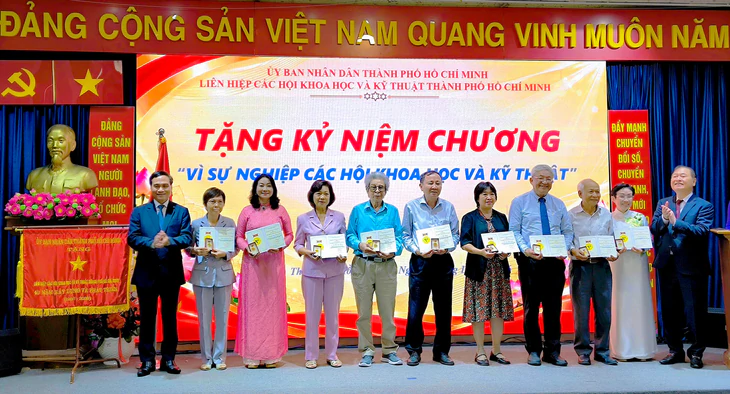 Phó bí thư Thành ủy Lê Quốc Phong: Trọng dụng nhân tài, tạo động lực phát triển TP.HCM - Ảnh 9.