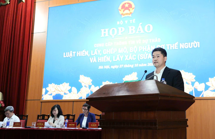 Bộ Y tế nói rõ về đề xuất hiến, ghép mô tạng trẻ dưới 18 tuổi - Ảnh 2.