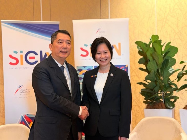 Petrovietnam xuất khẩu điện gió ngoài khơi cùng đối tác Malaysia và Singapore - Ảnh 2.