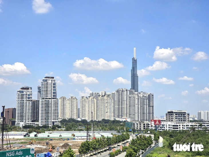 TP.HCM cần gì để trở thành điểm kết nối các cực tăng trưởng mới? - Ảnh 1.
