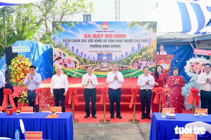Ra mắt điểm chăm sóc sức khỏe và sinh hoạt người cao tuổi tại phường Bình Dương - Ảnh 1.