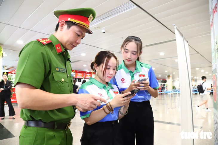 Ra mắt không gian tuyên truyền phòng, chống ma túy tại sân bay Tân Sơn Nhất - Ảnh 6.