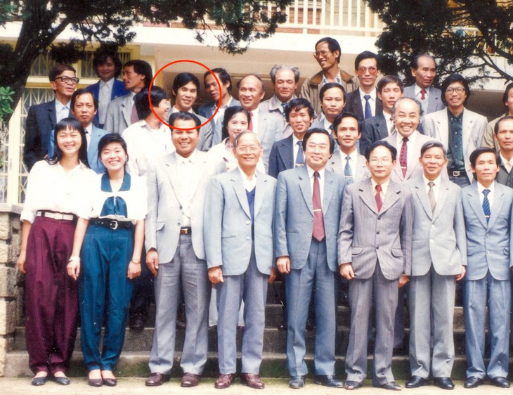 Người thầy 2 tay giải 2 bài toán qua lời kể sinh viên Đà Lạt - Ảnh 2.