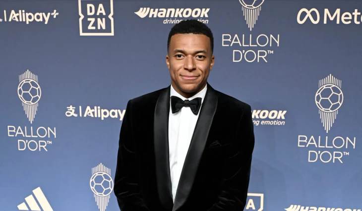 Xuất hiện đoạn video 'minh oan' cho Mbappe vụ thiếu lịch sự với Kane - Ảnh 1.