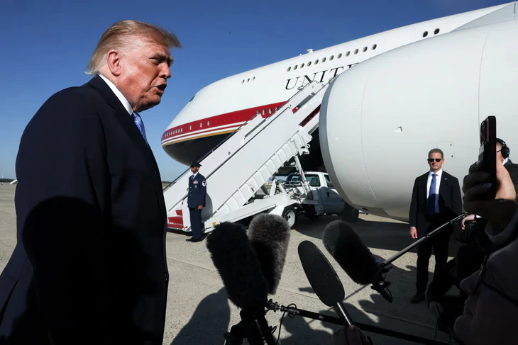 Ông Trump chưa từ bỏ ý định đổi tên Đại Tây Dương - Ảnh 1.