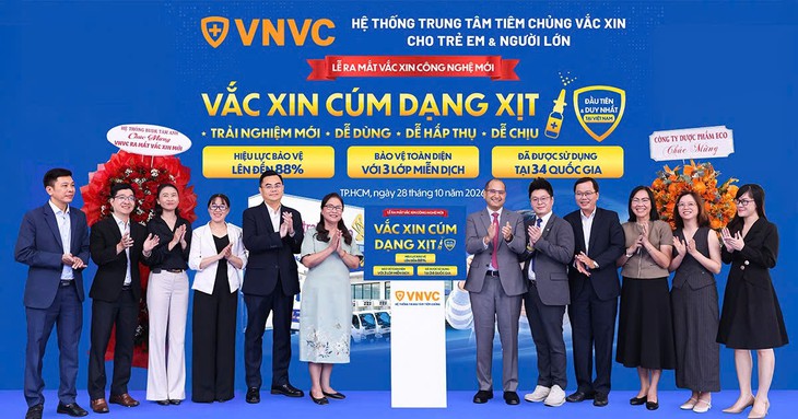 VNVC triển khai vắc xin cúm dạng xịt đầu tiên tại Việt Nam - Ảnh 1.
