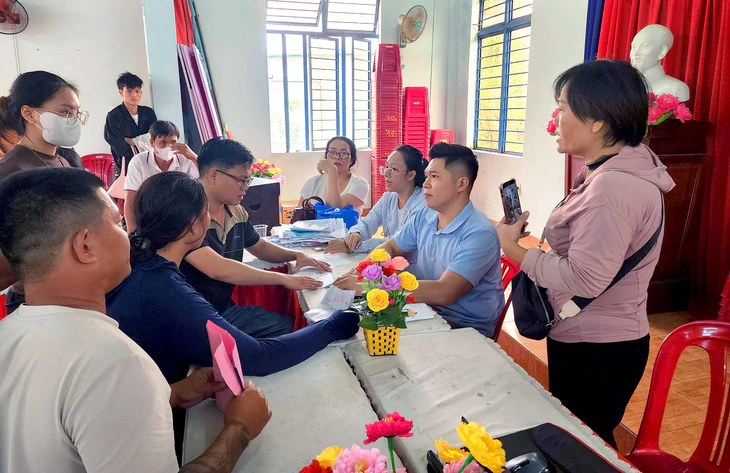 Vụ bánh mì Bà Được: Người bị ngộ độc đã nhận tiền, có được đòi bồi thường thêm? - Ảnh 2.