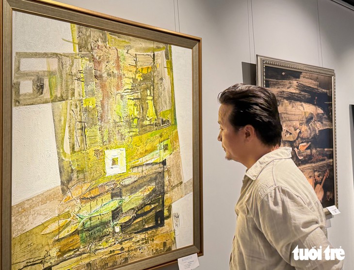 Họa sĩ Uyên Huy và 4 năm miệt mài với bức sơn mài khổ lớn - Ảnh 6.