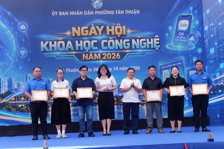Đưa công nghệ vào cải cách hành chính: Ngày hội chuyển đổi số tại Tân Thuận 2026 - Ảnh 6.