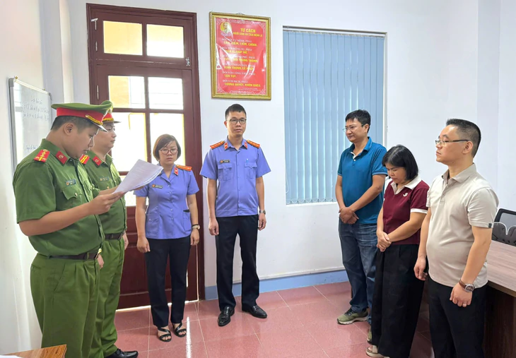 Khởi tố 3 kế toán liên quan vụ tham ô tài sản 18 tỉ đồng ở Lạng Sơn - Ảnh 1.