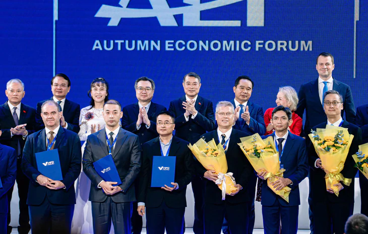 TP.HCM công bố 12 dự án đầu tư hơn 13 tỉ USD - Ảnh 1.