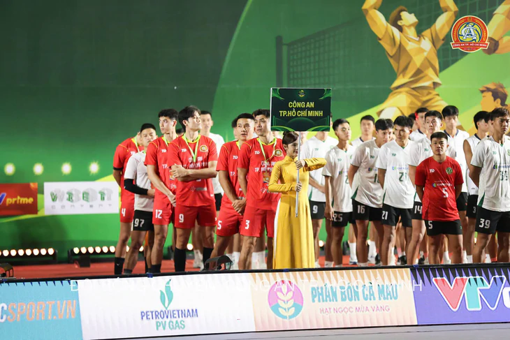 Lê khai mạc hoành tráng của vòng 2 Giải bóng chuyền nam vô địch quốc gia 2026 - Ảnh 3.