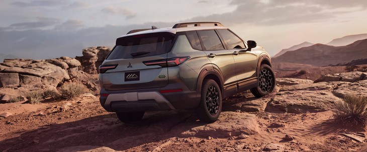 Mitsubishi Outlander có bản địa hình mới: Ngoại hình hầm hố, nâng gầm, thêm chế độ vượt đá - Ảnh 4.