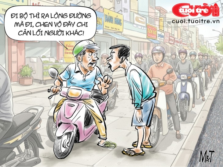 Riêng tại một con đường có tới 163 xe máy bị phạt nguội vì leo lề - Ảnh 2.