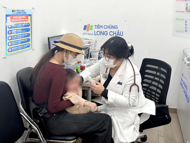 TP.HCM ghi nhận hơn 44.000 ca tay chân miệng, nhiều ca dương tính EV71 gây bệnh nặng - Ảnh 2.