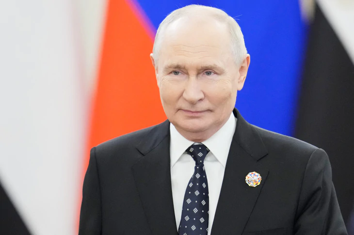 Ông Putin gọi tỉ phú Elon Musk là ‘thiên tài’, tiết lộ thành tựu vệ tinh mới - Ảnh 1.