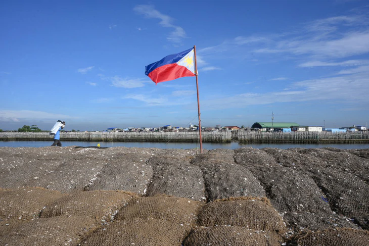 Độc đáo cách chống nước biển dâng cao tại một hòn đảo của Philippines - Ảnh 4.
