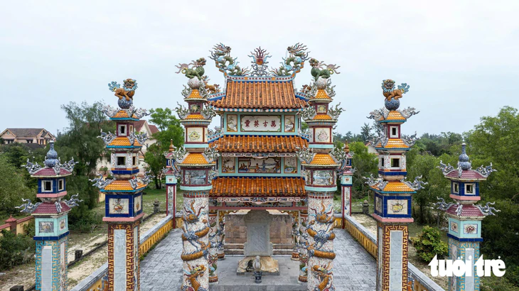 Xây lăng mộ xa hoa ở Huế: Đề xuất quy định cụ thể diện tích, chiều cao của lăng mộ - Ảnh 6.