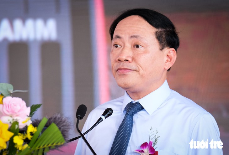 Máy bay nghiên cánh chào trong ngày sân bay Phù Cát khai thác đường băng số 2 - Ảnh 8.