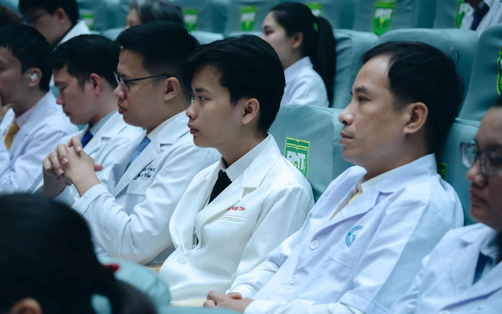 Giám đốc Sở Y tế TP.HCM: Hiệu quả nâng cao y tế cơ sở phải đo bằng kết quả chăm sóc sức khỏe người dân - Ảnh 2.